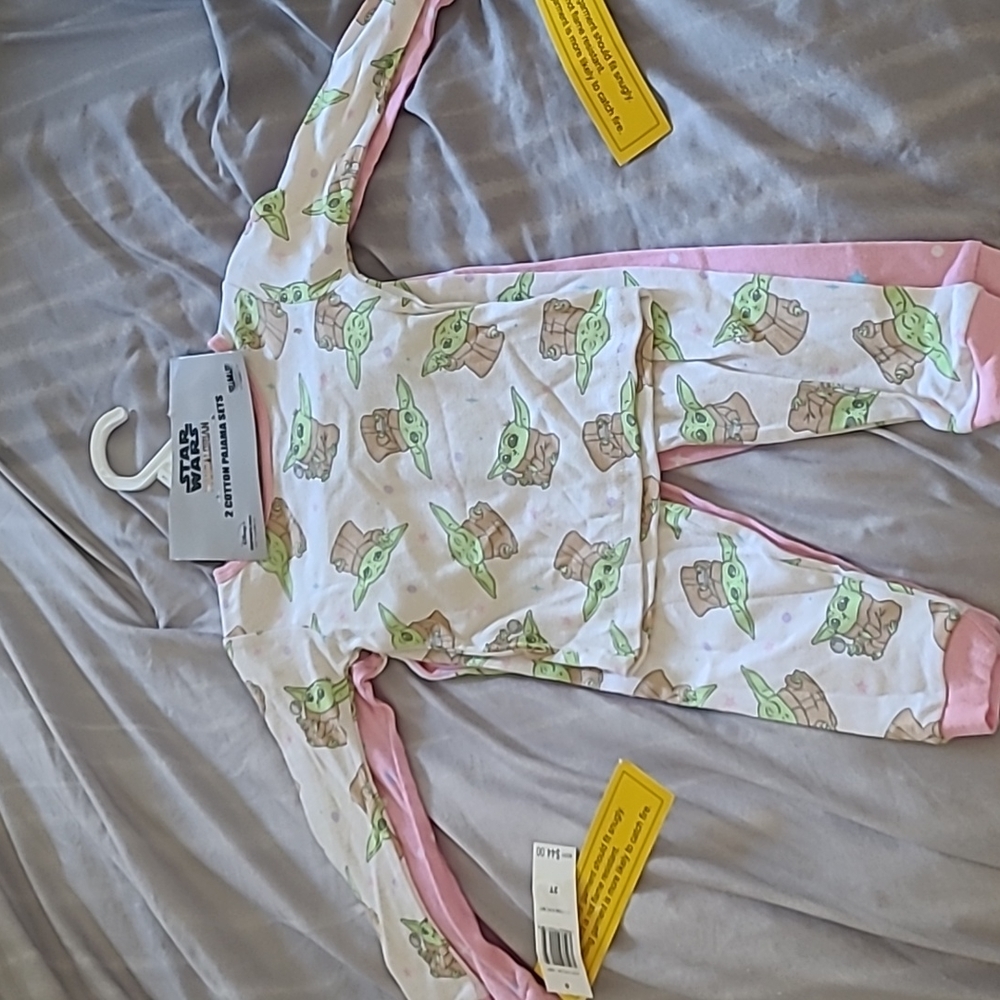 4 Piece Cotton Pajama Set, Baby Yoda, Pink and Green, 2T - Picture 2 of 3